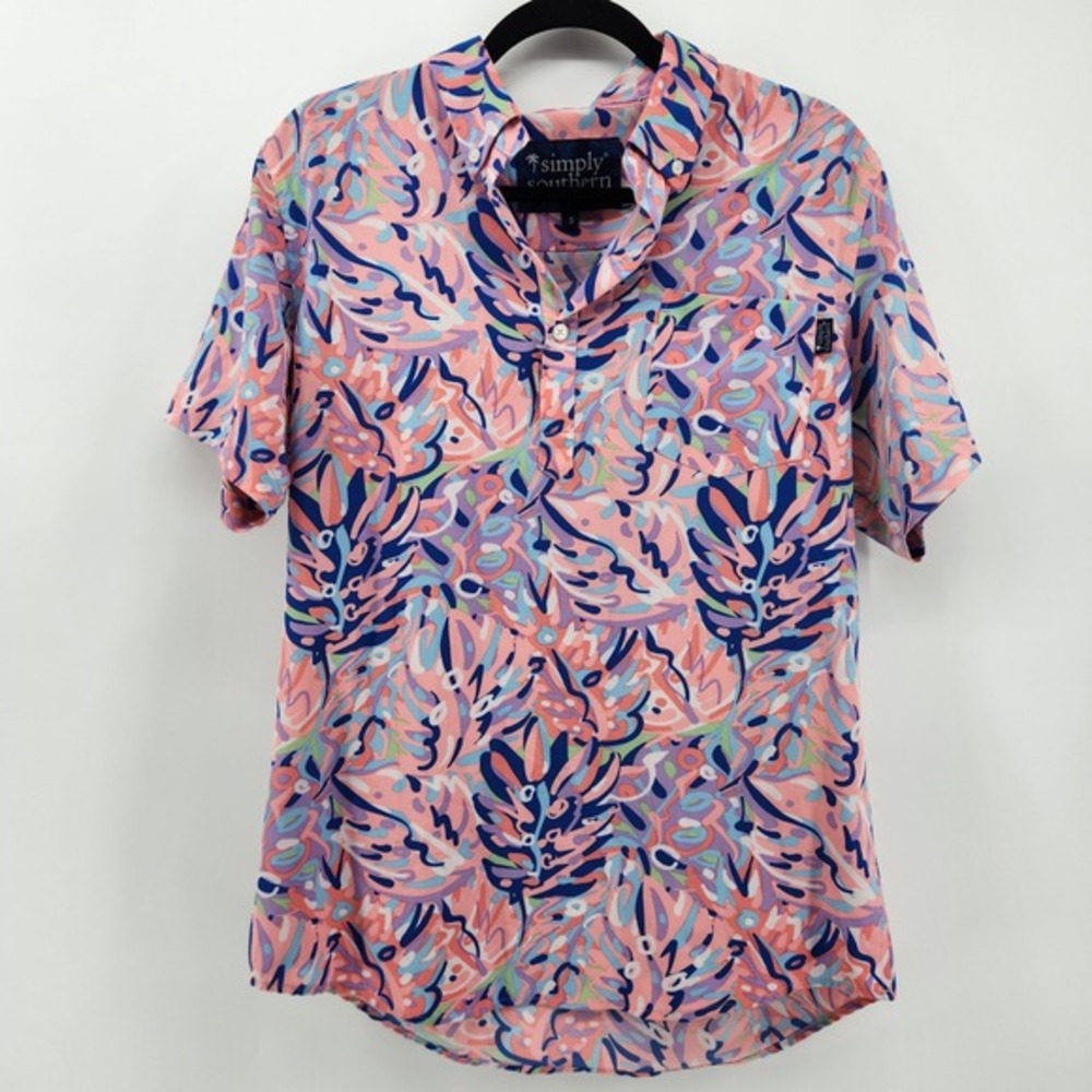 Simply Southern Women's Pullover Short Sleeve‎ Shirt Colorful Pattern Small